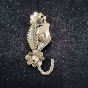 Vintage Raffaele sterling silver brooch